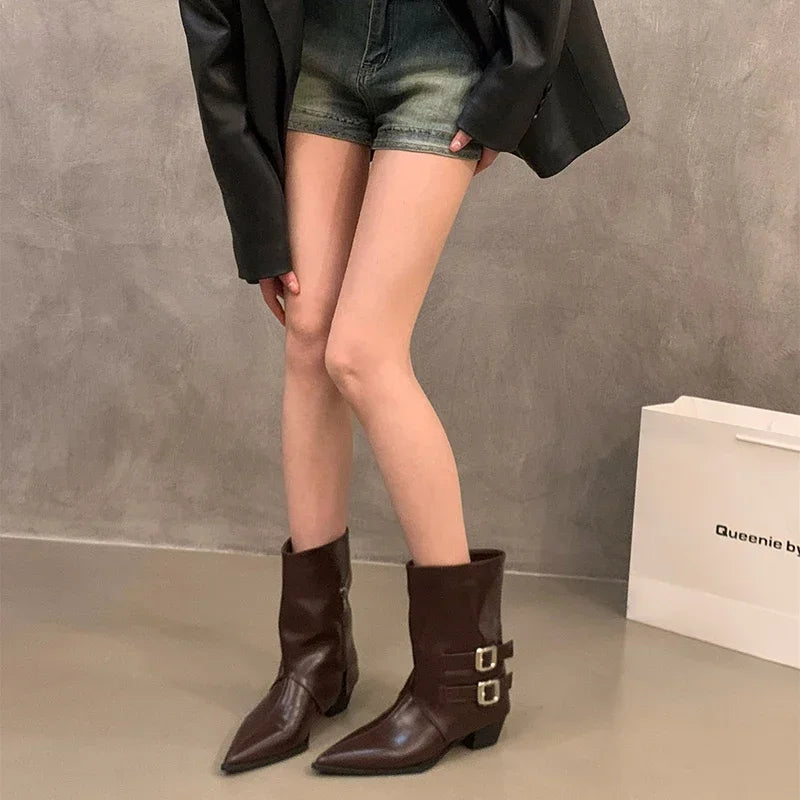 Stivaletto Ludi in Pelle con Fibbie